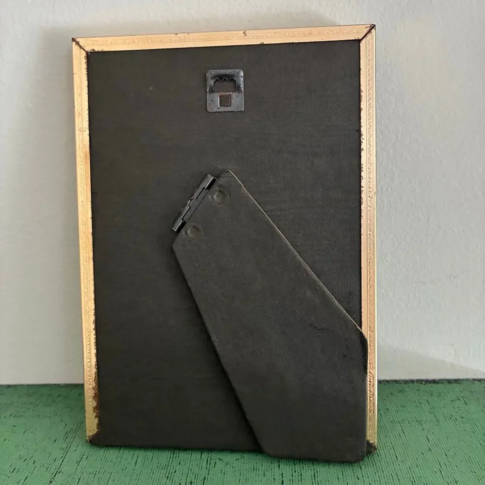 Vintage Gold Tone Black Metal Picture Frame 5x7 Easel Back Tabletop Display